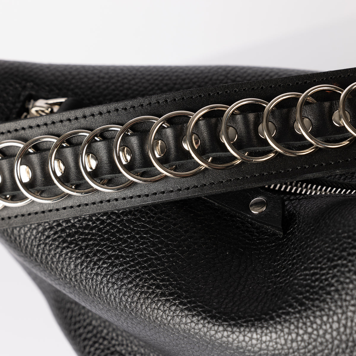 PYKOK Bona soft top-grain leather baguette bag in black — view 5