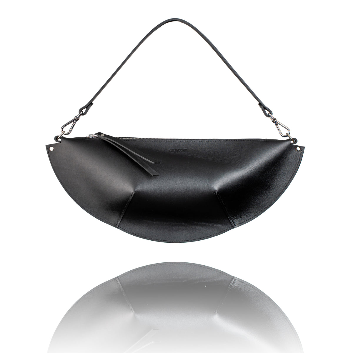 PYKOK Olivia black natural leather shoulder bag with sculptural shape — view 4