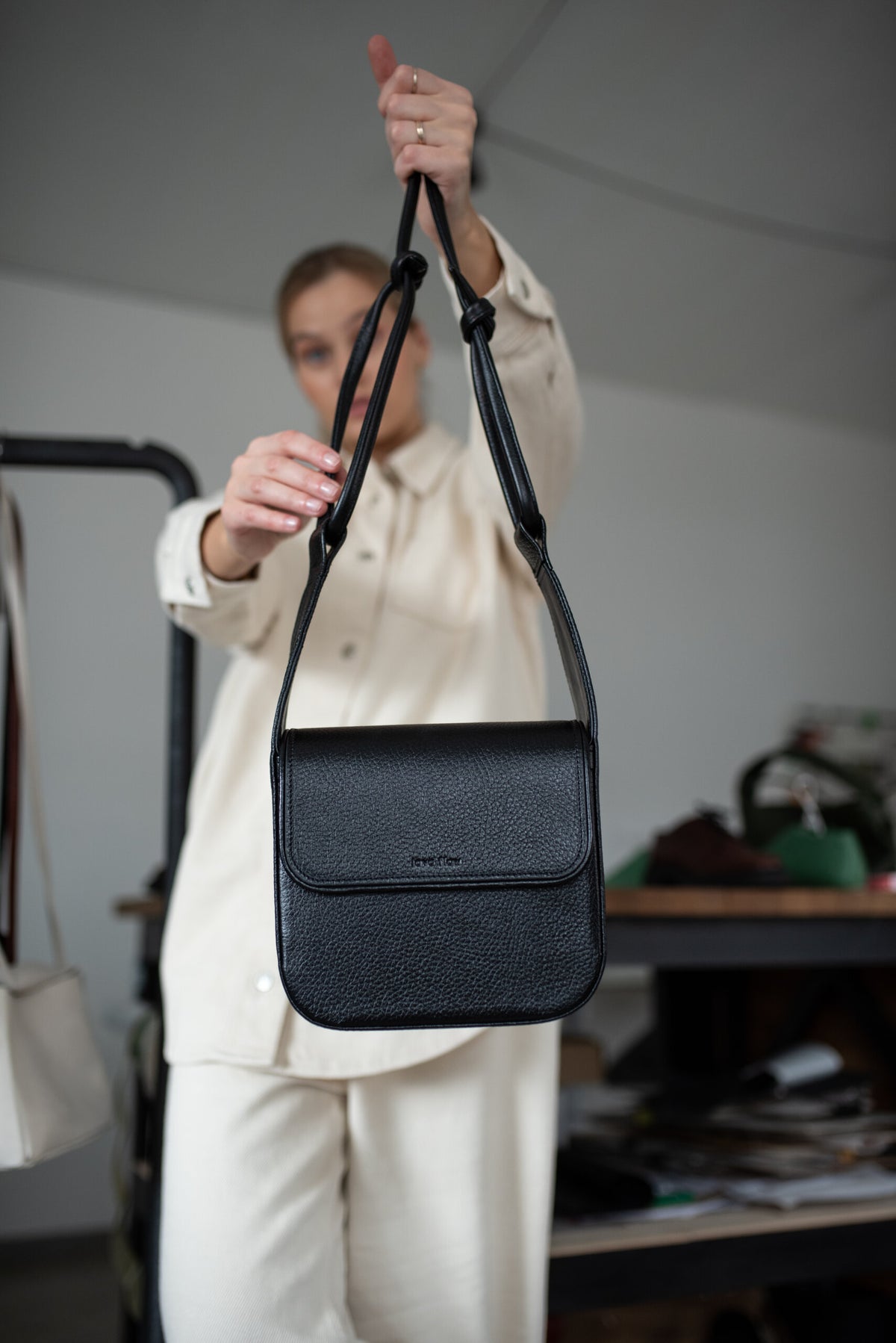 Lava Flow MUSA unisex leather crossbody bag in black — view 7