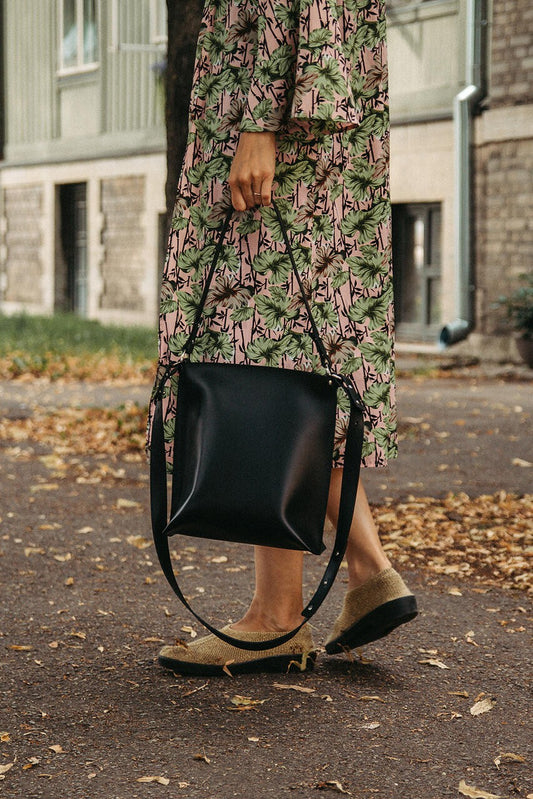 Handbag Escape Artist