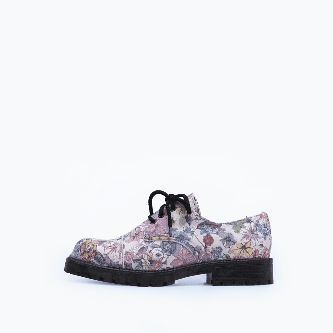 Apparatus Shoes – The Story Behind Estonia’s Answer to Dr. Martens