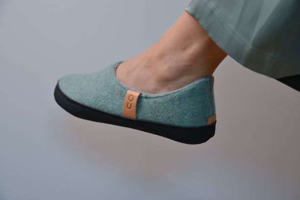 Are Wool Slippers Good for Sweaty Feet?