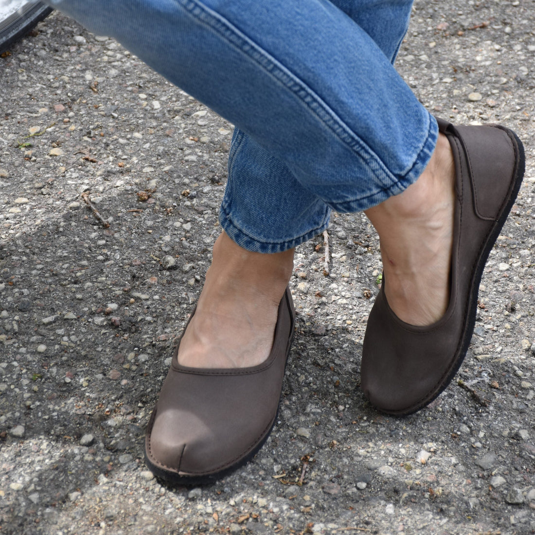 How to Choose the Right Size for Wide-Toe & Barefoot Shoes