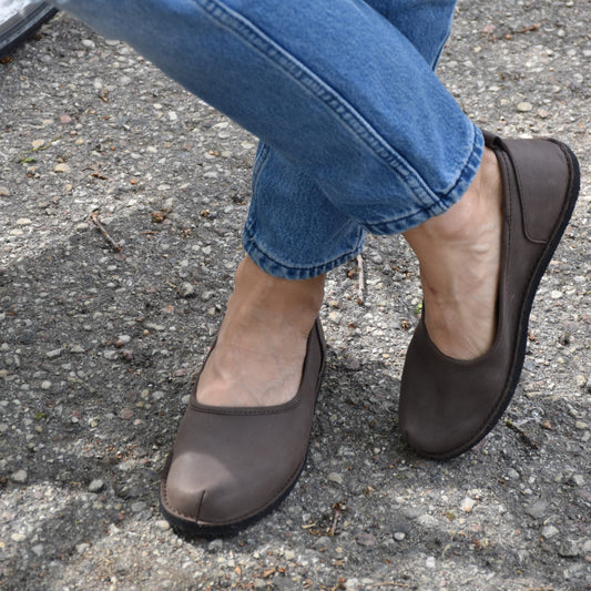 How to Choose the Right Size for Wide-Toe & Barefoot Shoes