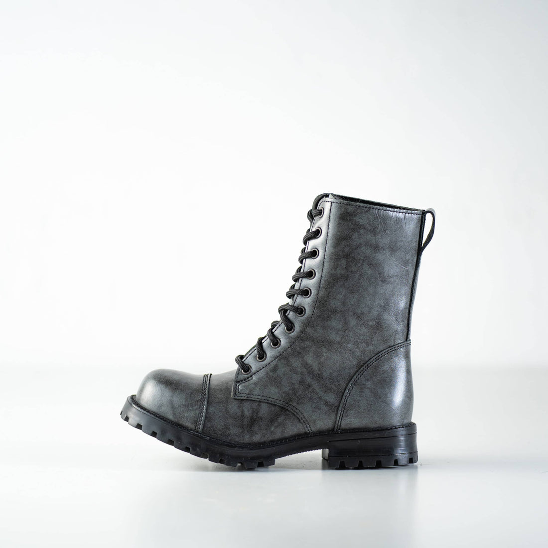 Samelin 511 Gray Boots – The Minimalist Rebel