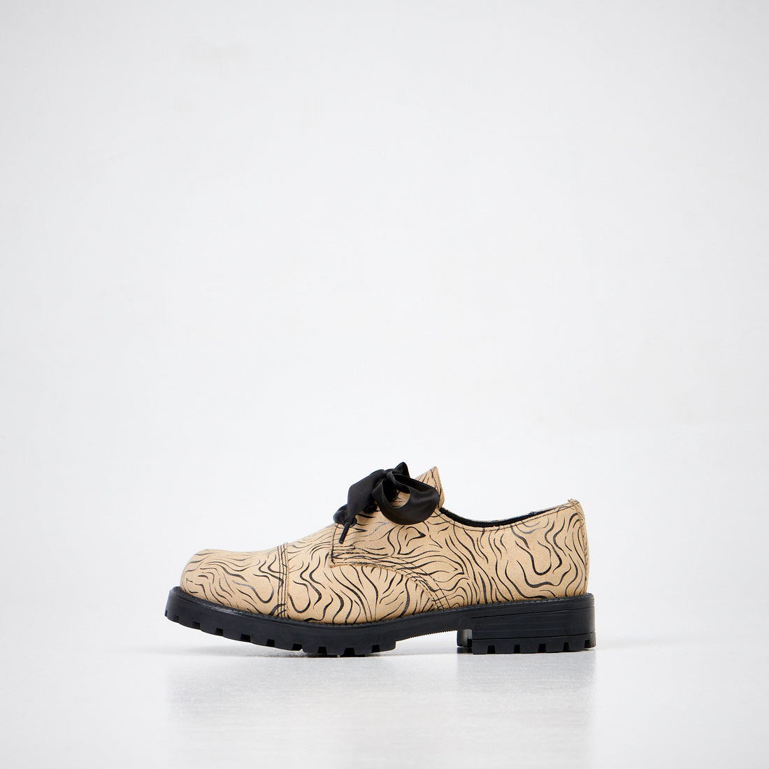 From Cold War Secrets to Modern Style: The Story of Widgets Shoes