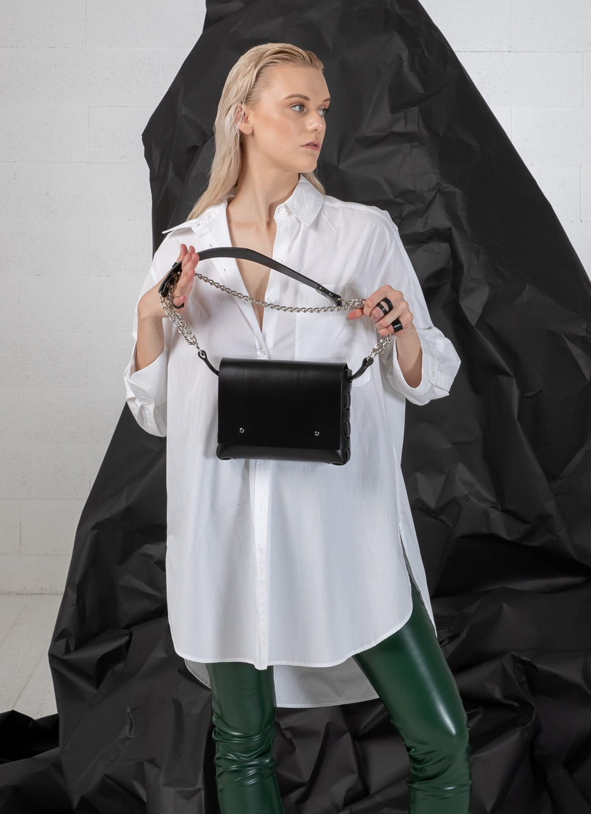PYKOK Agatha no.3 leather crossbody bag with chain strap — view 2