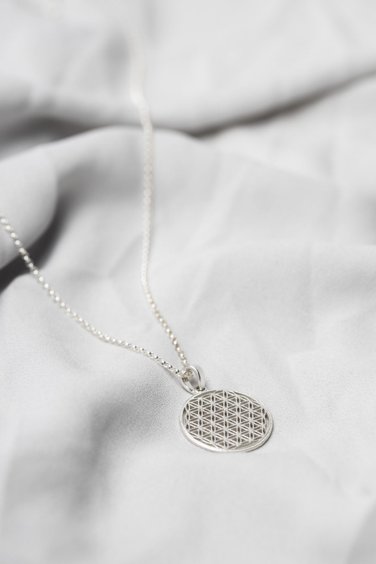 New Vintage by Kriss Flower of Life unisex silver necklace — view 5