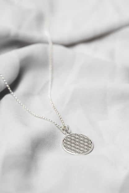 New Vintage by Kriss Flower of Life unisex silver necklace — view 5