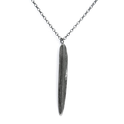 Agnes Veski SPRING Leaf silver pendant necklace — view 4