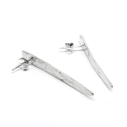 Agnes Veski SPRING Leaf silver earrings — view 3