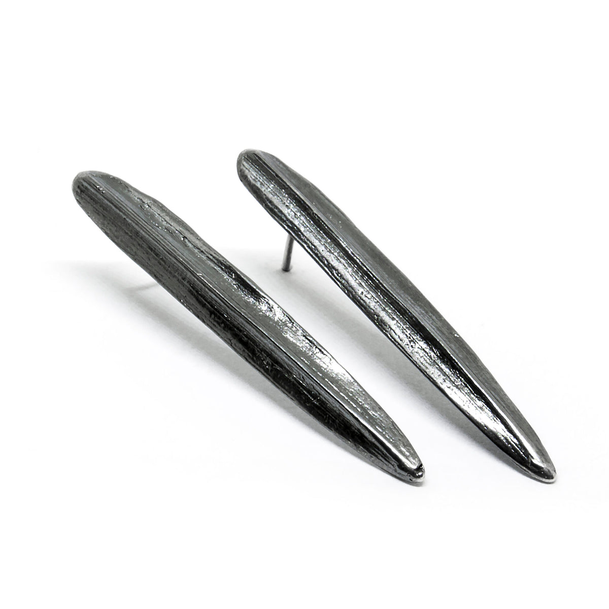Agnes Veski SPRING Leaf silver earrings — view 5