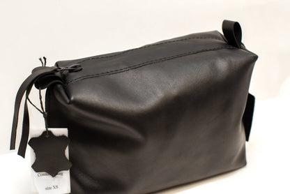 Zelma Kraft black natural leather cosmetic bag — view 8