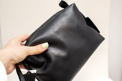 Zelma Kraft black natural leather cosmetic bag — view 6
